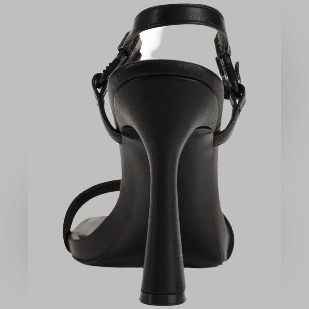 Karl Lagerfeld CYBIL ANKLE STRAP SANDAL